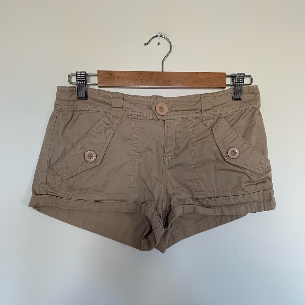 2b Bebe Khaki Short Shorts Size 0